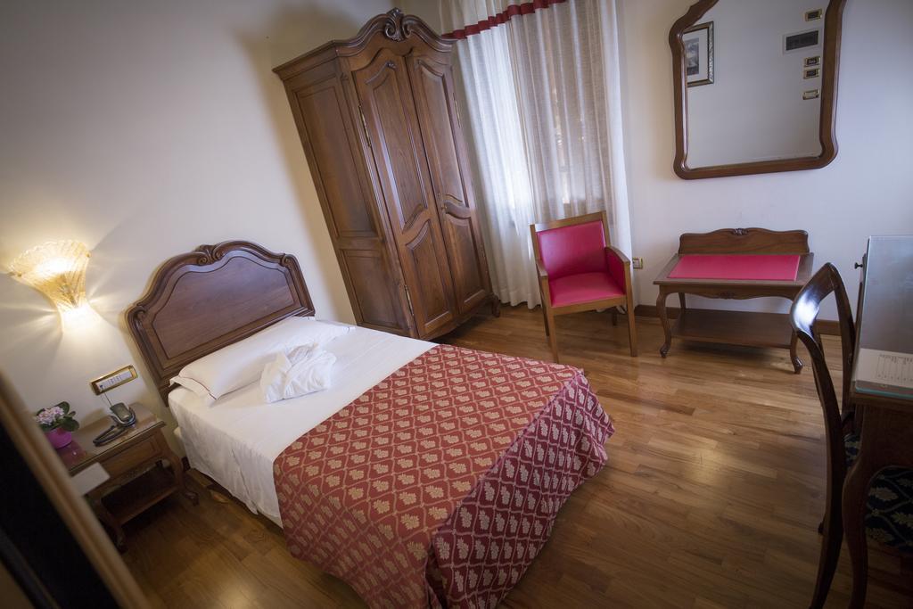 Hotel Spessotto بورتوغروارو المظهر الخارجي الصورة